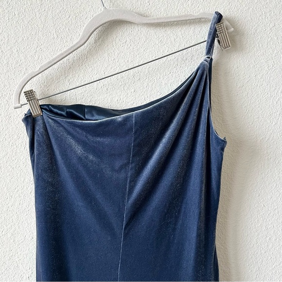 Revelry Jade Velvet Single Shoulder Dress in Blue Size 10 - Picture 6 of 7